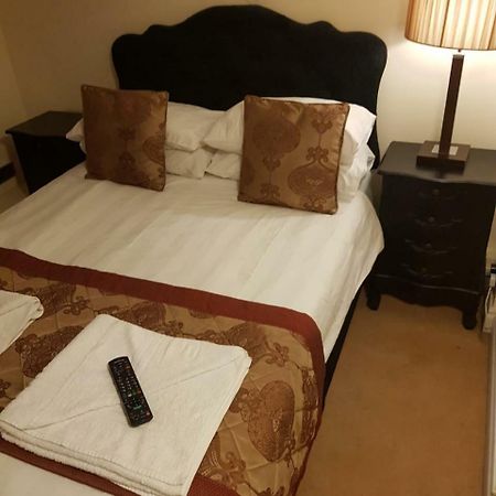 East Gate Inn كول شيستر المظهر الخارجي الصورة