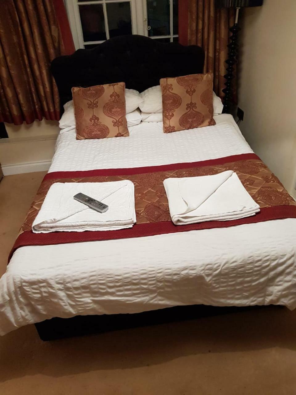 East Gate Inn كول شيستر المظهر الخارجي الصورة