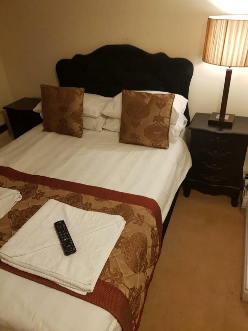 East Gate Inn كول شيستر المظهر الخارجي الصورة